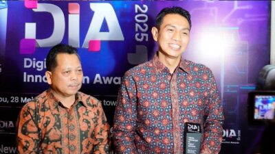 Bupati Batanghari Terima Penghargaan Digital Innovation Award 2025
