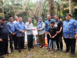 Wakil Bupati Jun Mahir Beri bantuan Korban kebakaran di RT 04 Desa Kedemangan