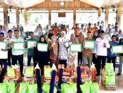 Pemkab Batang Hari serahkan bantuan kepada korban terdampak bencana