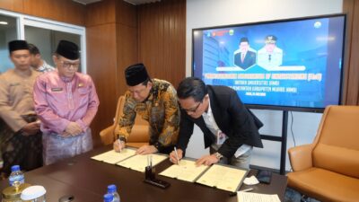 Tingkatkan Kerjasama Bidang Pendidikan, Bupati BBS MoU dengan Rektor Unja