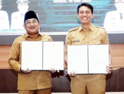 Penandatanganan Kesepakatan Bersama Pemkab Batang Hari dengan Pemkab Tanjabbar
