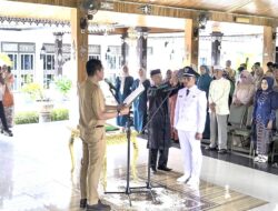 Bupat Fadhil Lantik Kepala Desa Pasar Terusan