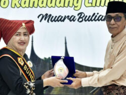 Wabup Batang Hari Hadiri Pengukuhan PBKM, Perempuan Minangkabau Jadi Tonggak Pelestarian Adat