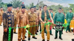 Bupati Batang Hari Resmikan Pembangunan infrastruktur di Pemayung