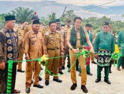 Bupati Batang Hari Resmikan Pembangunan infrastruktur di Pemayung