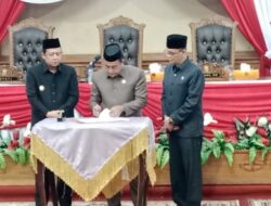 Wiranto Pimpin Paripurna DPRD Muaro Jambi, Fraksi-Fraksi Soroti Arah Perubahan APBD 2026